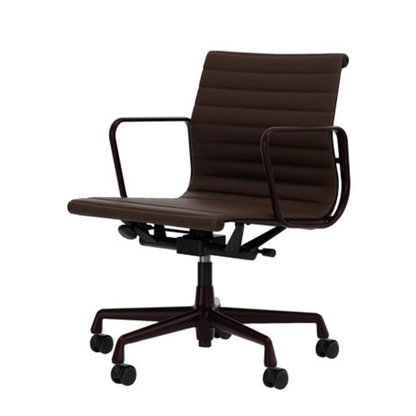 Aluminium Chair EA 117 - Chestnut