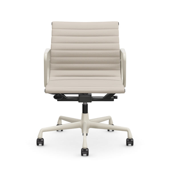 Aluminium Chair EA 117 - Creamy